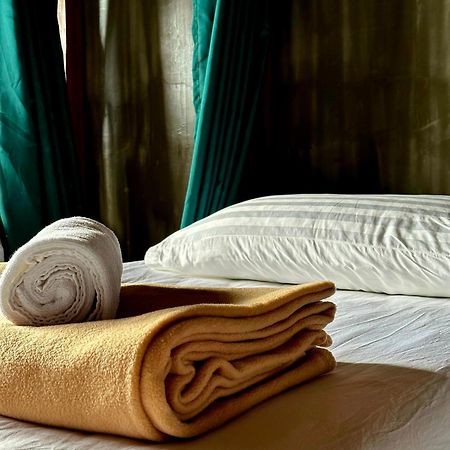 El Lobo Hostel ゼネラル・ルナ エクステリア 写真